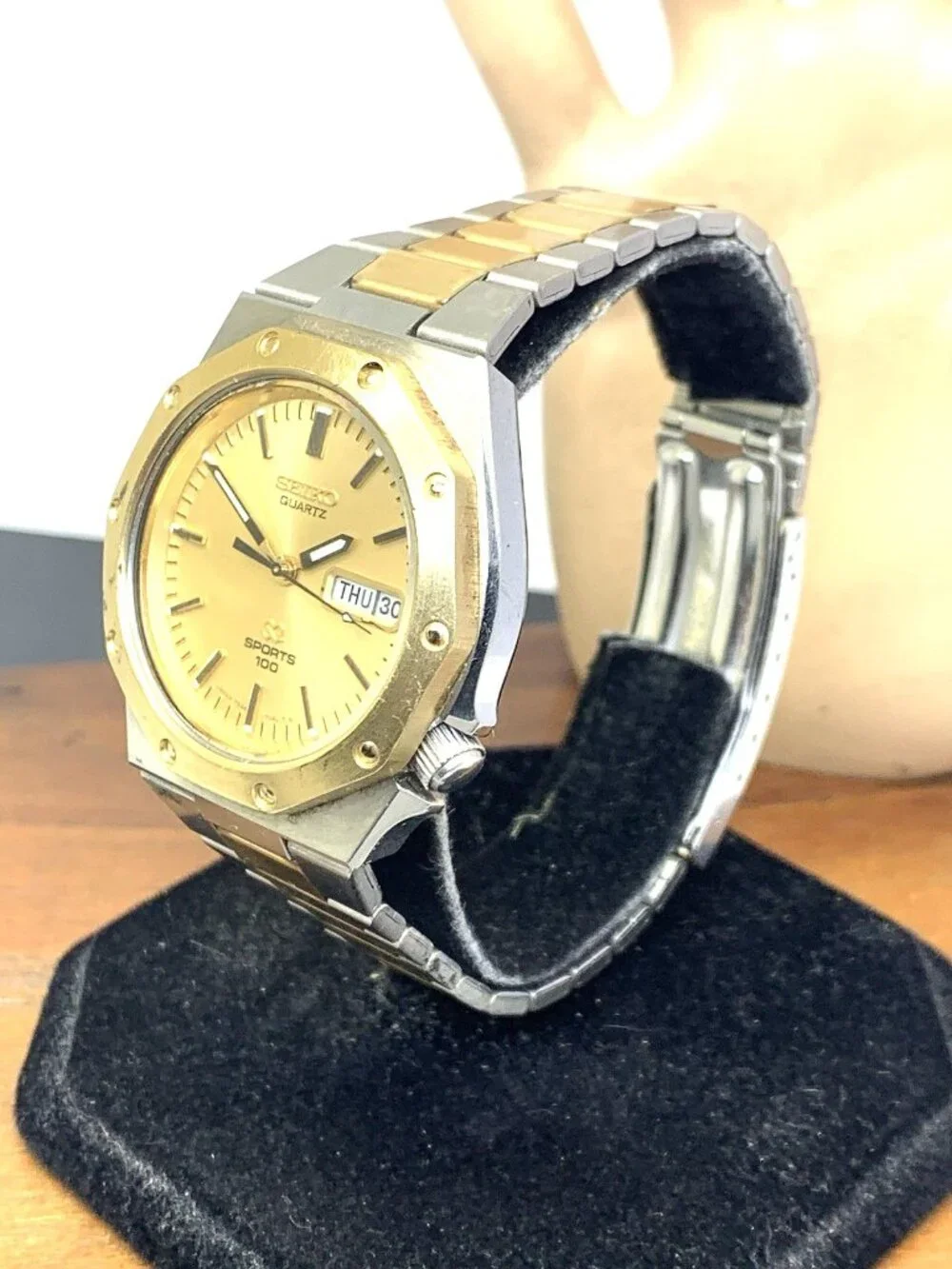 Seiko Sports 100 Men's Watch 7546-7039 Vintage Quartz Day Date 2-Tone Steel 39mm